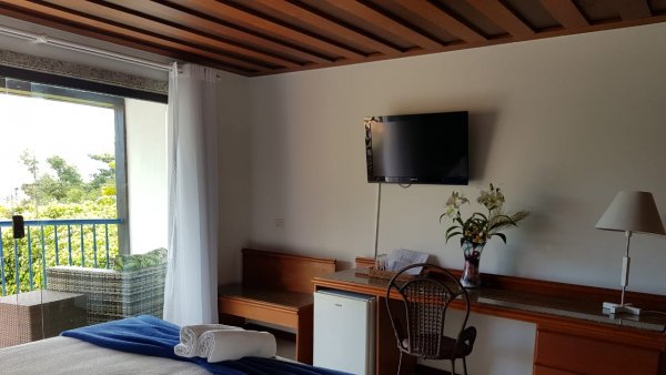 habitacion-p1-sgl-or-double-apartment-with-balcony-and-sea-view-hotel-coronado-beach-13116.jpeg