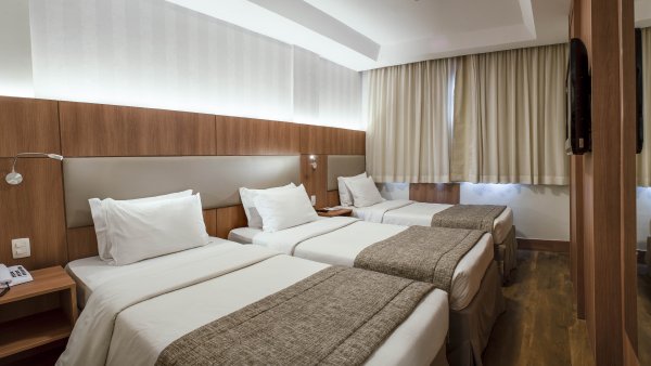 habitacion-standard-triple-hotel-astoria-copacabana-80824.jpg