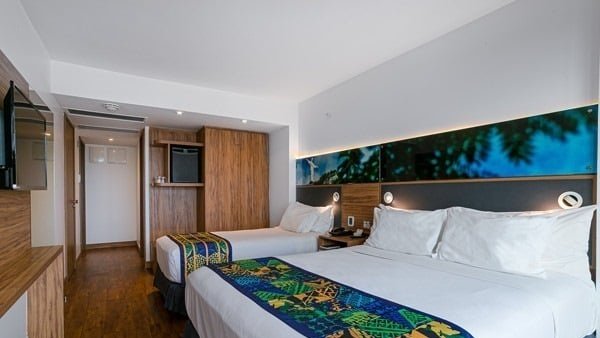 habitacion-p1-deluxe-triple-room-sea-view-arena-leme-72350.jpg