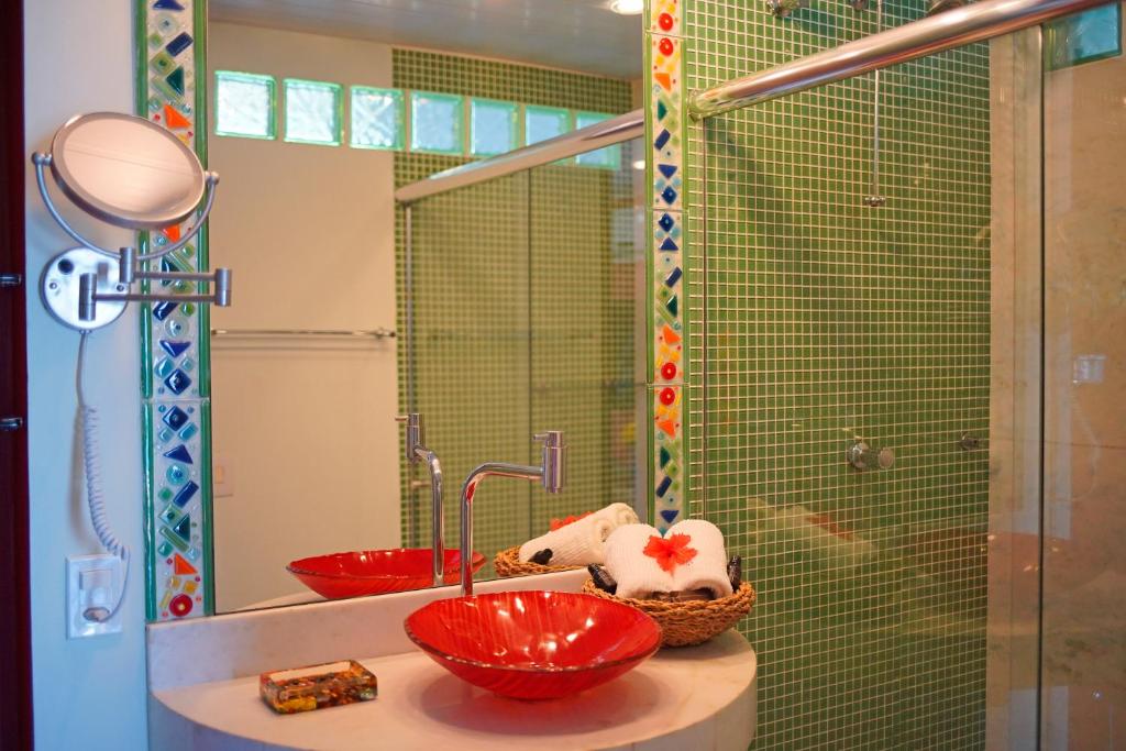 cliffside-luxury-inn-hotel-buzios-rio-de-janeiro-p1-80793.jpg