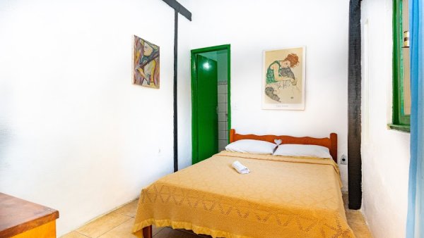 habitacion-p1-double-room-with-private-bathroom-hostel-villas-boas-52965.jpg