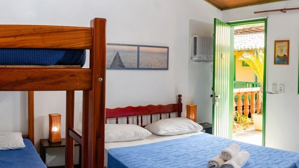 habitacion-p1-triple-room-with-private-bathroom-hostel-villas-boas-80530.jpg