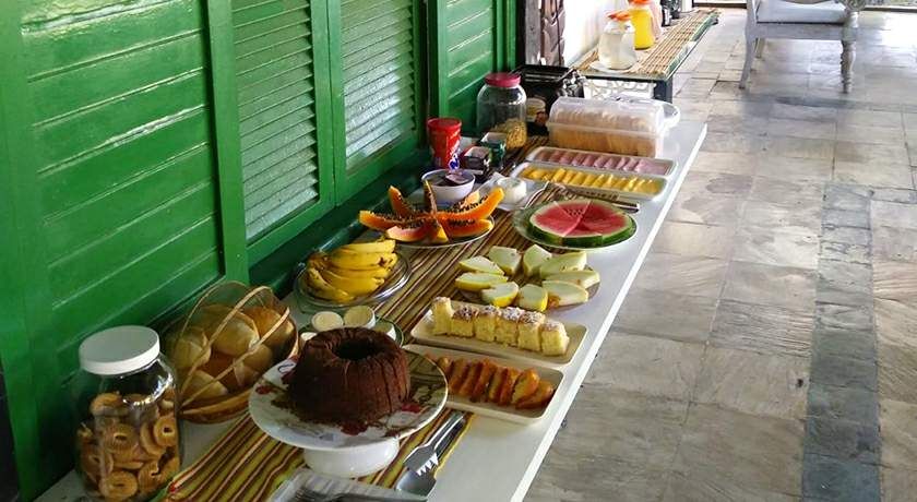 hotel-buzios-paraiso-suites-desayuno-05.jpg