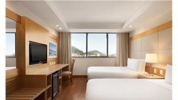 habitacion-p1-sea-view-twin-beds-hilton-rio-de-janeiro-copacabana-41501.jpg