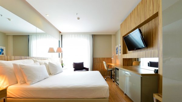 habitacion-p1-standard-room-pestana-rio-atlantica-hotel-48076.jpg