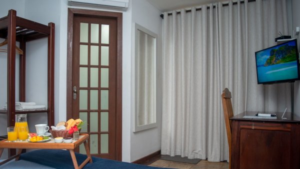 habitacion-p1-suite-doble-pousada-villa-bella-buzios-46727.jpg