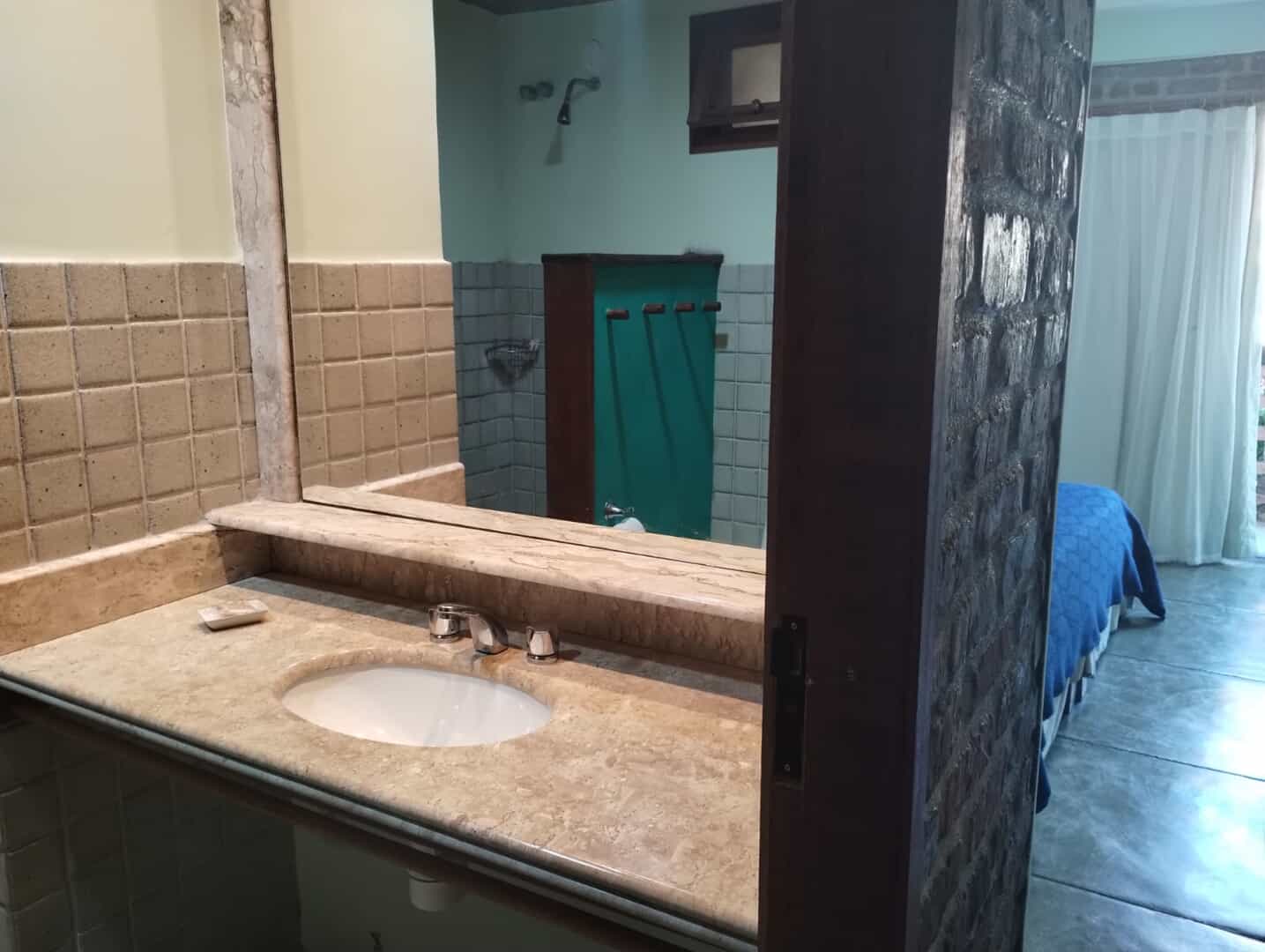 Habitación Superior con Vista al Jardín