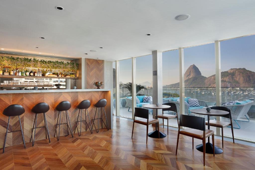 yoo2-rio-de-janeiro-tapestry-collection-by-hilton-hotel-rio-de-janeiro-rio-de-janeiro-p1-74841.jpg