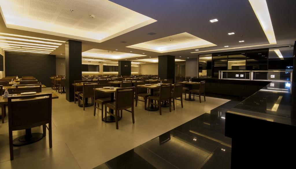 Américas Granada Hotel