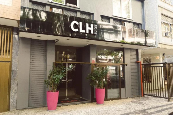CLH SUITES Copacabana Domingos Ferreira